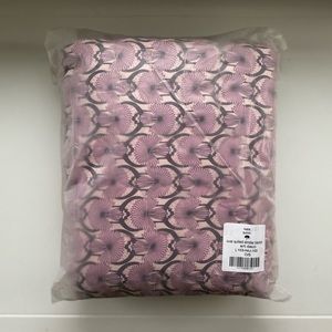 NIB Kate Quinn Stroller Quilt “Art Deco”